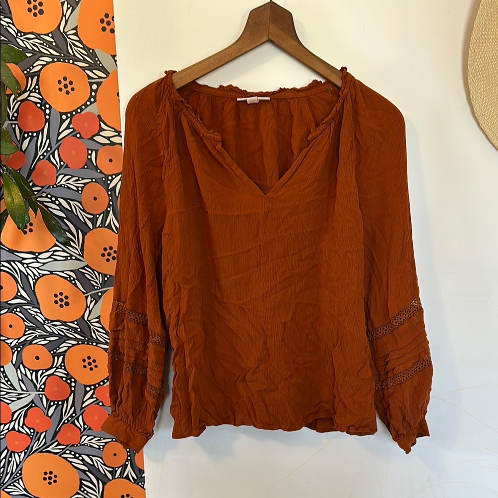 Knox Rose | Peasant Blouse with Crochet Details | Like new!